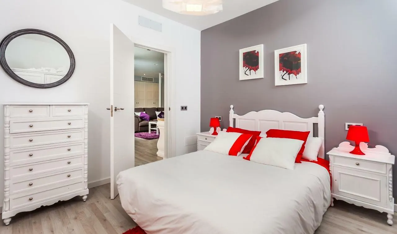 Mafloras Luxury&Beach Apartment 칼라 미요르
